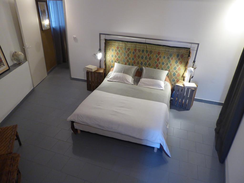 Le Planet 52 Apartment ลีล-ซูร์-ลา-ซอร์ก ภายนอก รูปภาพ